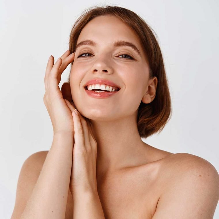 Habits-that-leads-in-achieving-healthy-&-glowing-skin.(-Feature-images